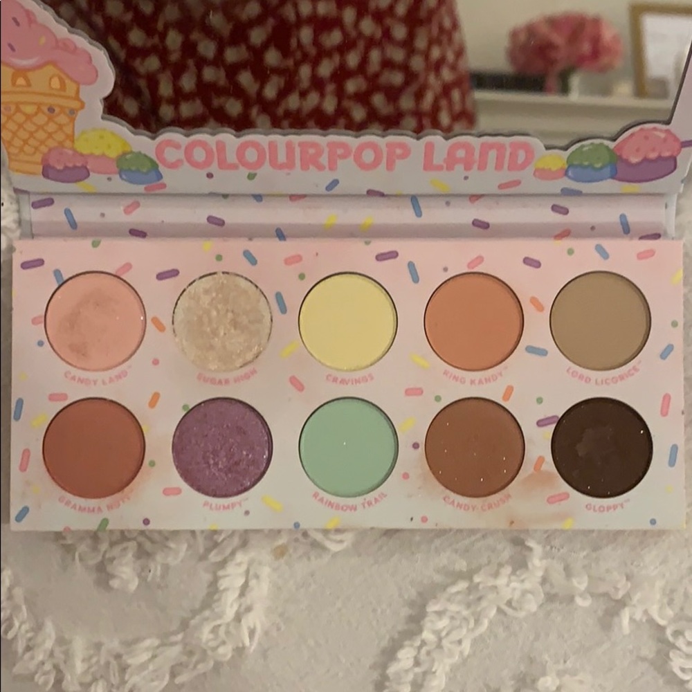Candle castle colourpop pallete